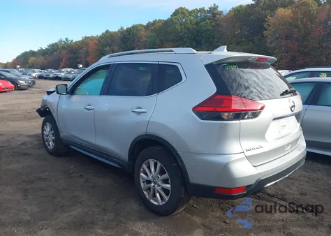 2017 Nissan Rogue Sv z USA, uszkodzony, nr VIN KNMAT2MV8HP557240